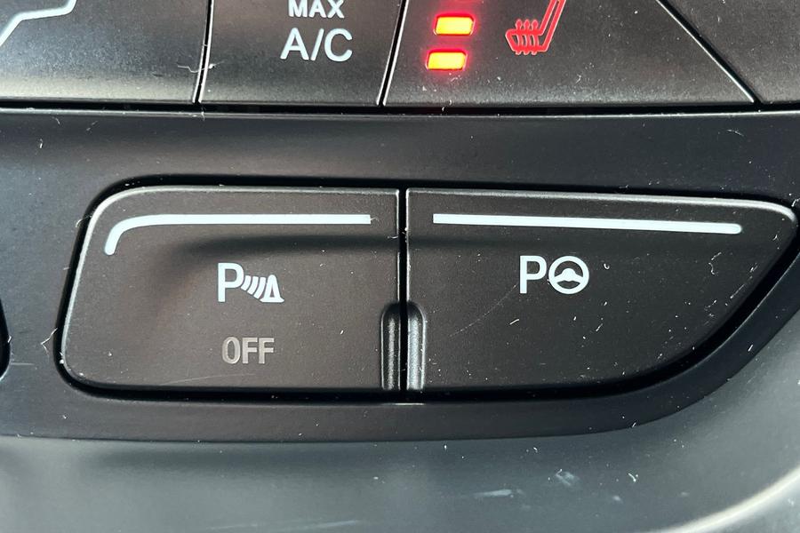 Ford Kuga Photo autoimg-1f4b1fae4e905ce9d16bf81a2ace02df1d491903.jpg