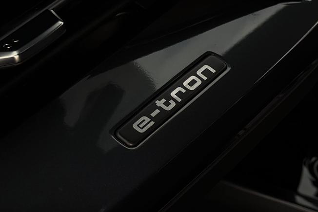 Audi Q4 e-tron Photo 47