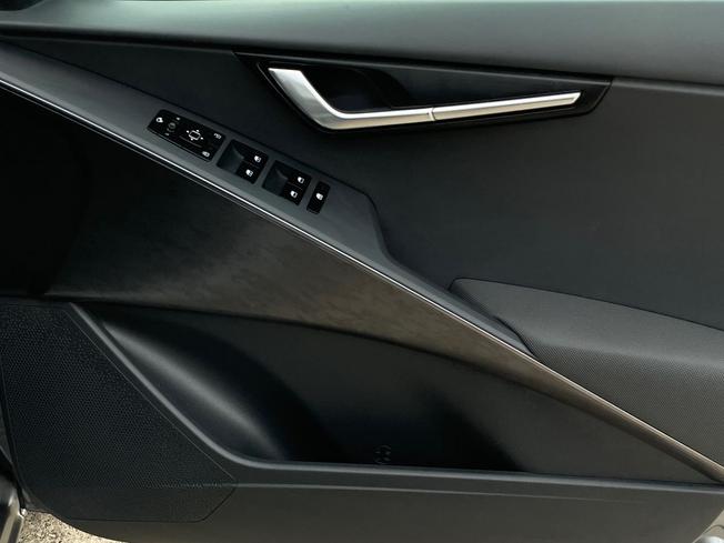 KIA Niro Photo 30