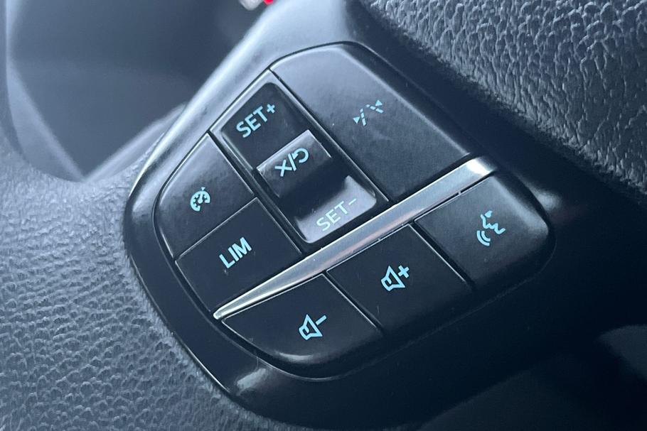 Used Ford TRANSIT 18