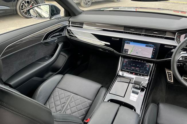 Audi A8 Photo 44