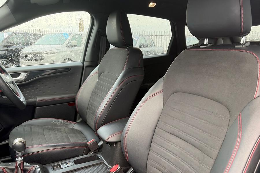 Ford KUGA Photo autoimg-1f558cc71f206d99732b703f75e9dd7f40243669.jpg
