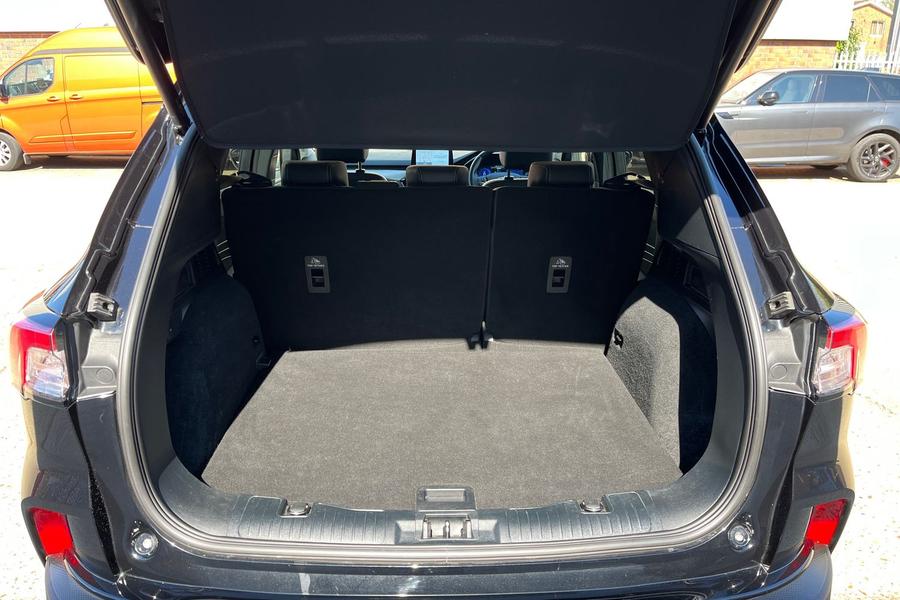 Ford KUGA Photo autoimg-1f58d84c9ba5d761ecfec991811bd806a65cb9cb.jpg