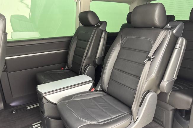 VOLKSWAGEN Caravelle Photo 9