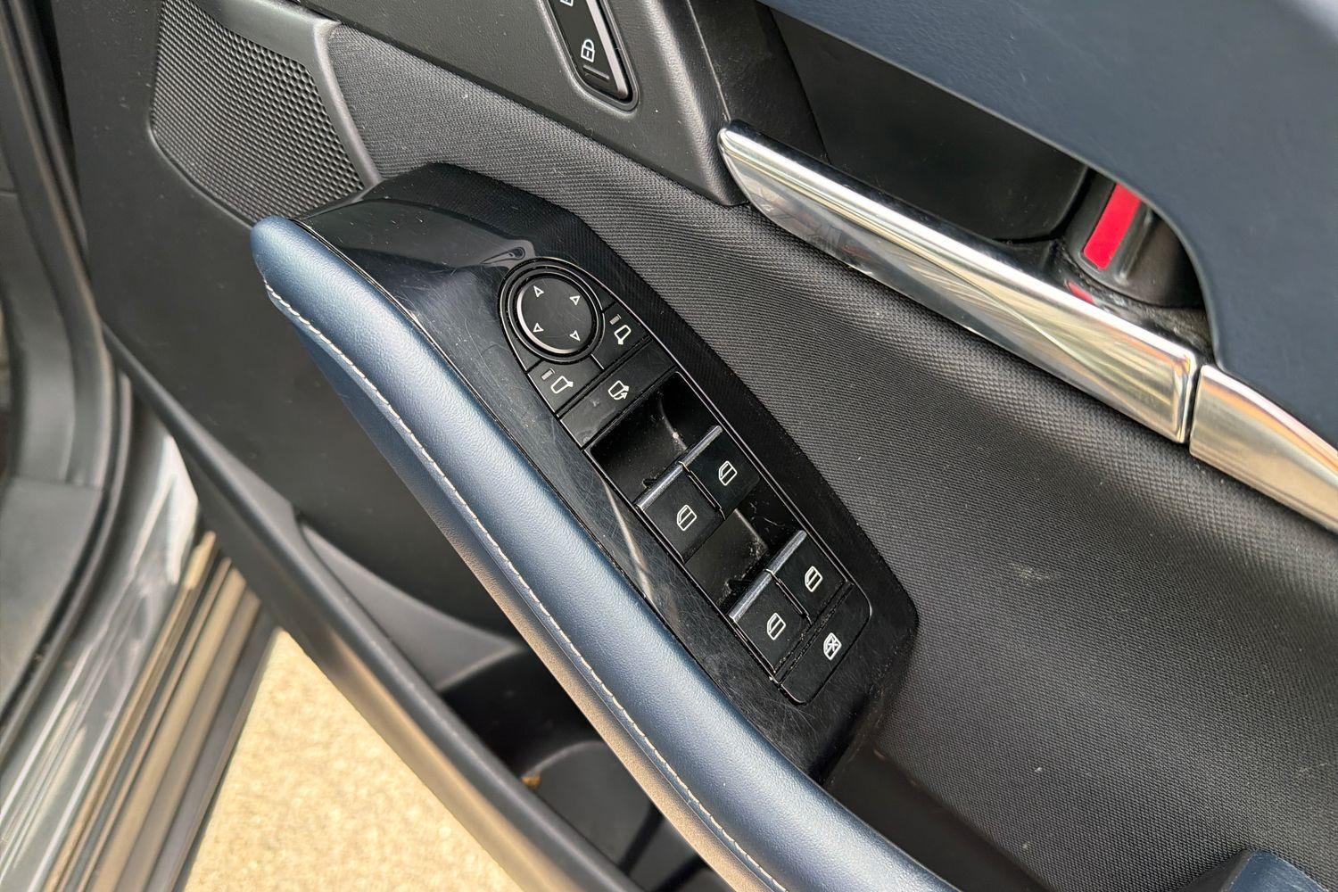 Mazda CX-30 Photo 15