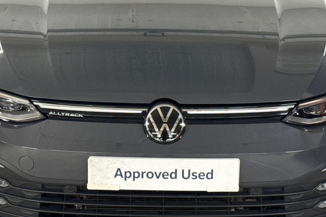 VOLKSWAGEN Golf Photo 29
