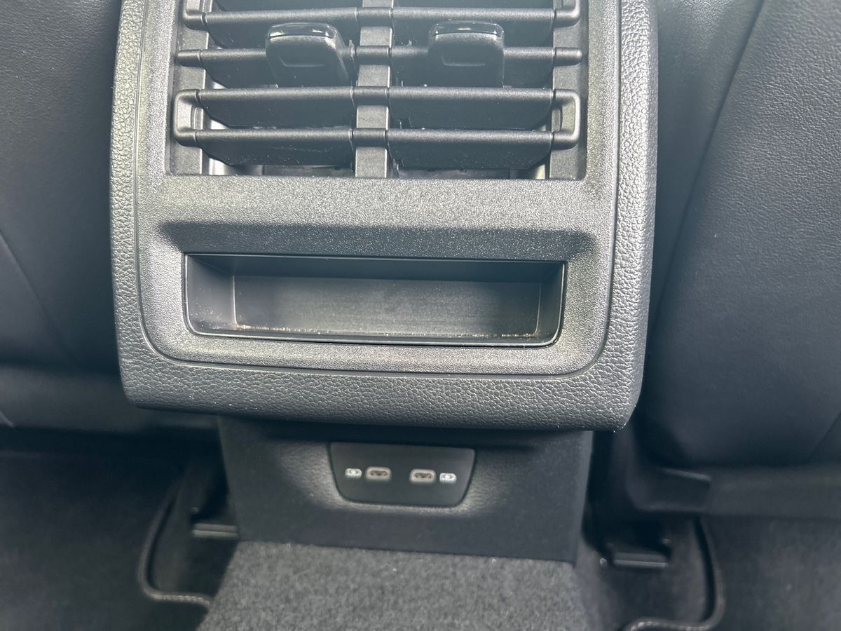 Volkswagen Golf Photo 37