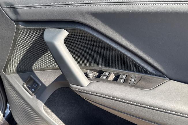 VOLKSWAGEN Tiguan Photo 24