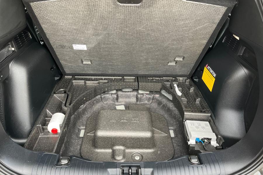 Ford Kuga Photo autoimg-1f6744deabc2b8ae72c37b6b5bb3c651998ef903.jpg
