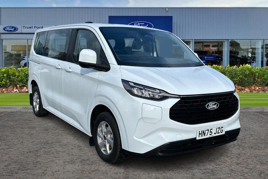 Used FORD TOURNEO CUSTOM HN75JZG 1