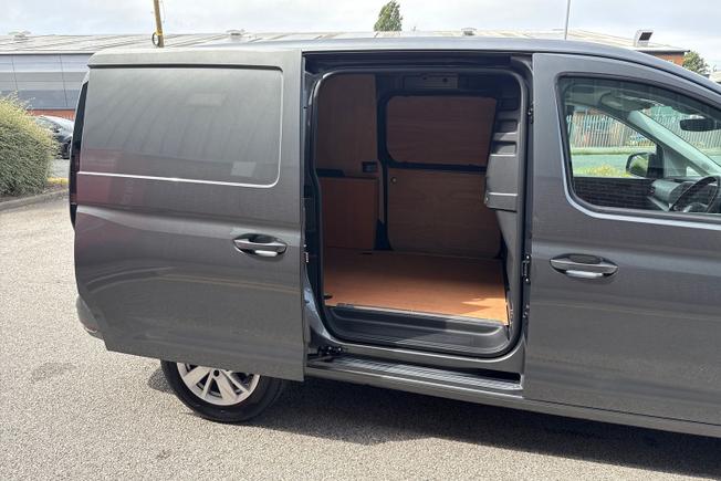 VOLKSWAGEN Caddy Maxi Photo 32