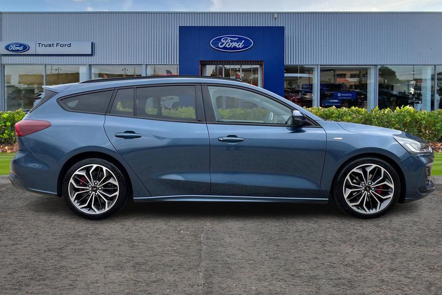 Ford Focus Photo autoimg-1f6d0d4a46676d8bd6a03dcf1476c94bc4346208.jpg