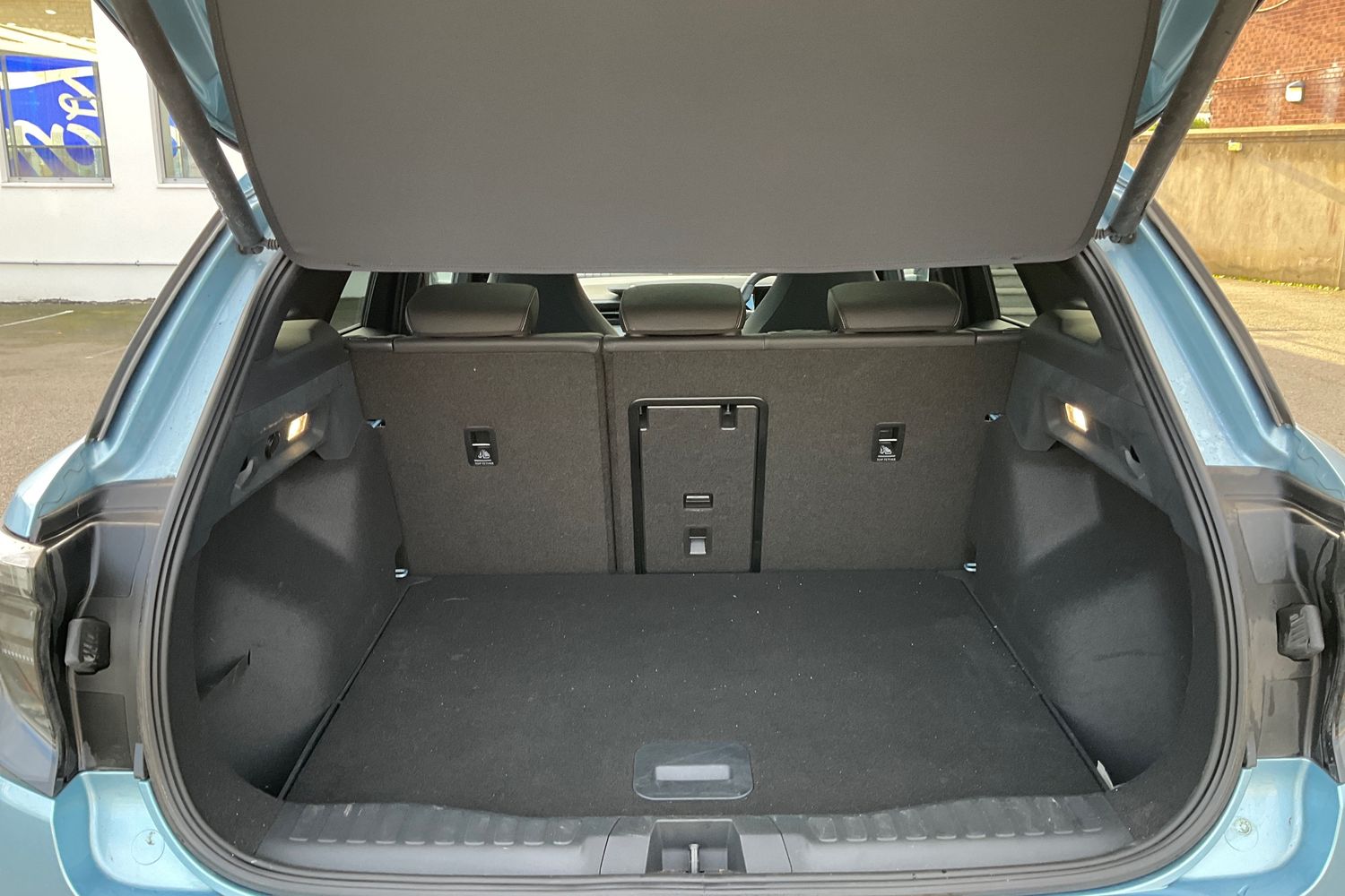 Ford Explorer Photo 20