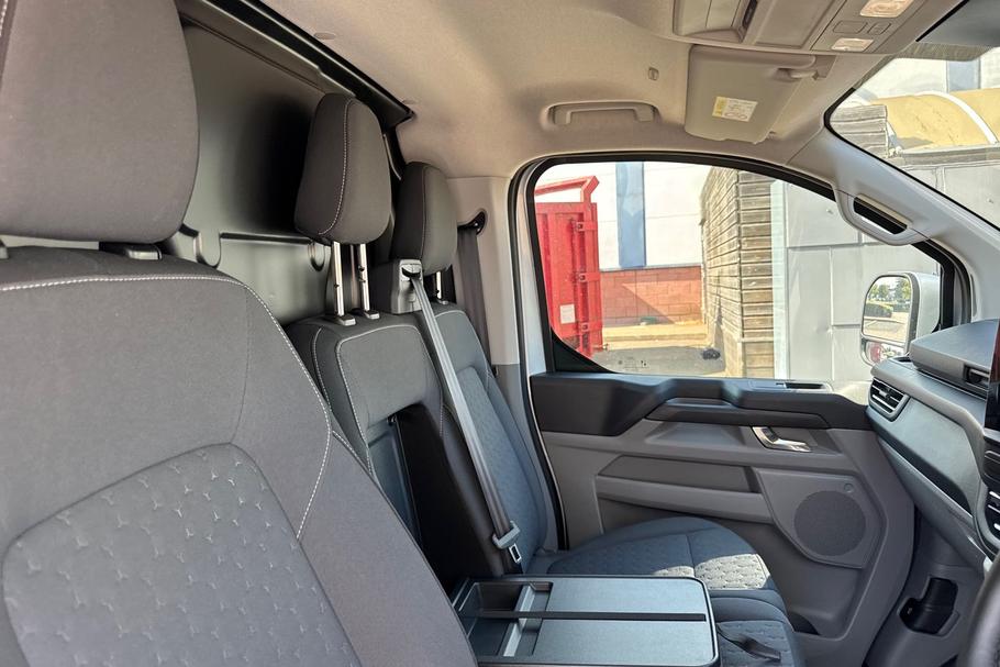 Used Ford TRANSIT CUSTOM WN26PTX 29