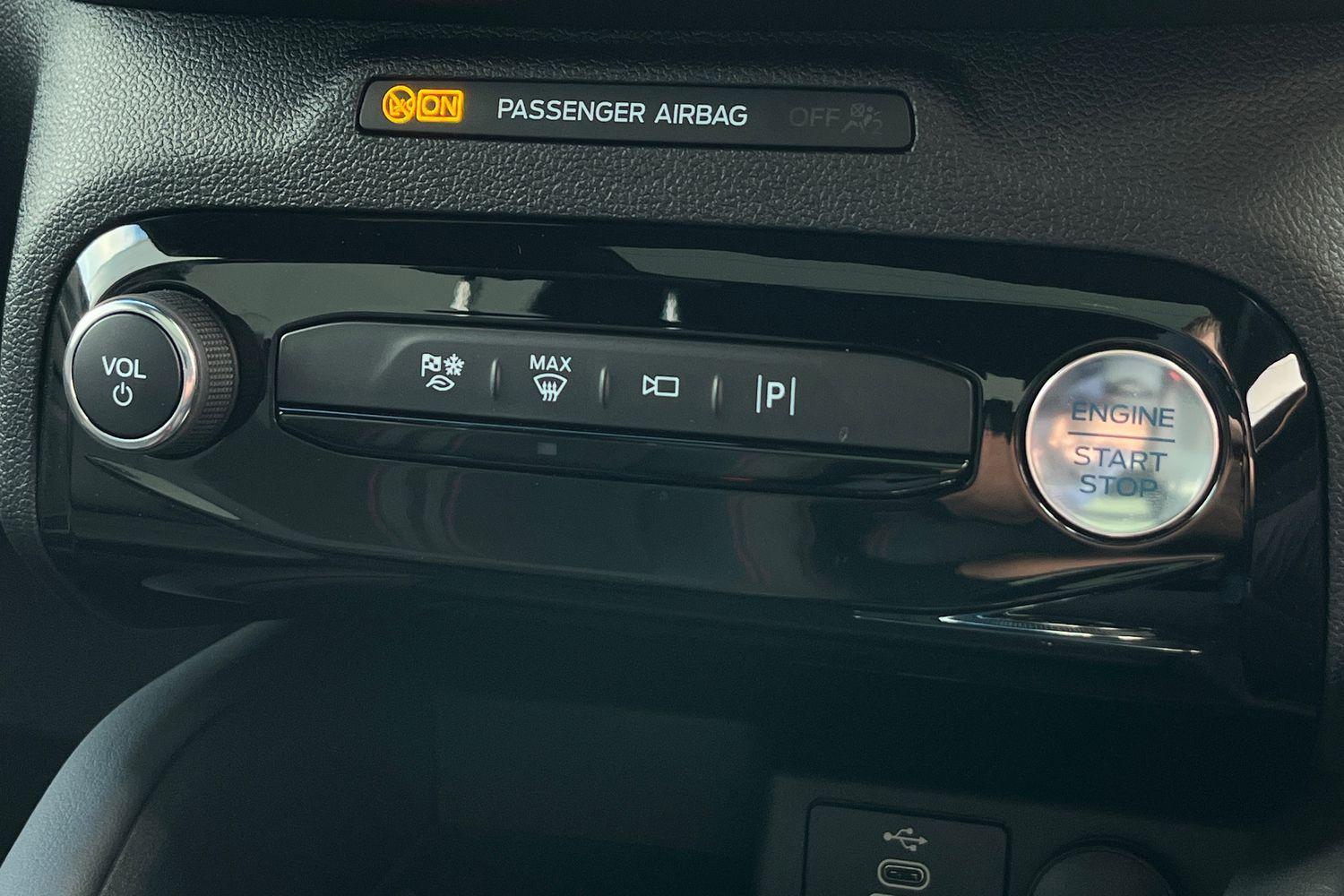 Ford KUGA Photo 32