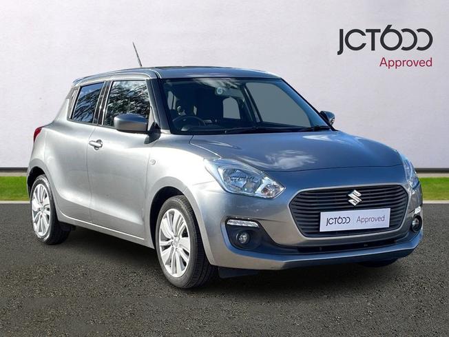 SUZUKI Swift Photo 1