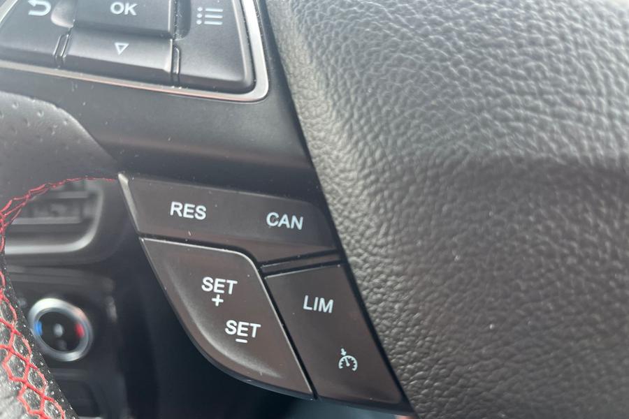 Ford ECOSPORT Photo autoimg-1f77d486ee604831473202257c853616c0d01083.jpg
