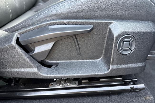 AUDI Q6 e-tron Photo 36