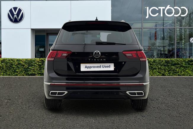 VOLKSWAGEN Tiguan Photo 7