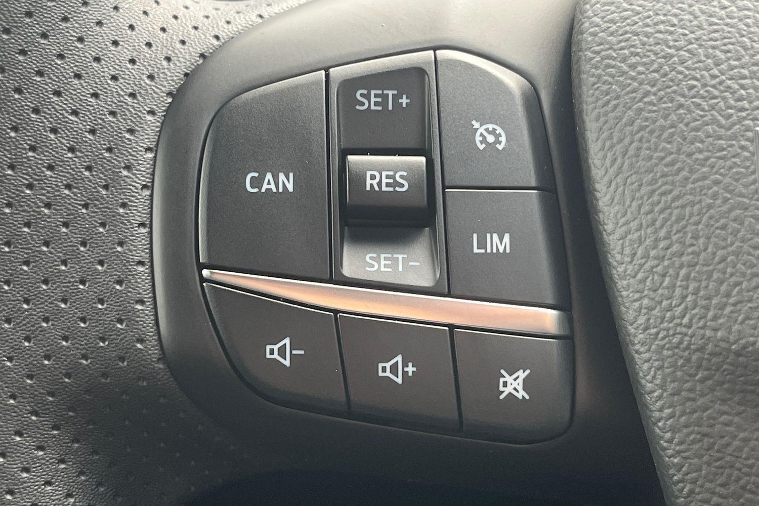 Ford FOCUS Photo 29