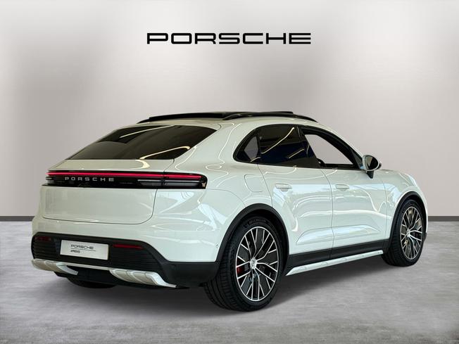 PORSCHE Macan Photo 7