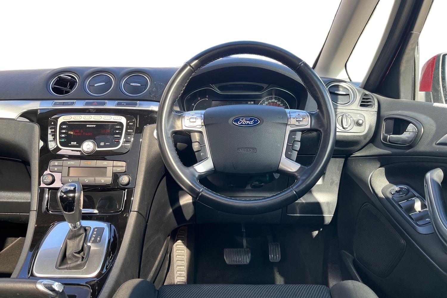 Ford S-Max Photo 10