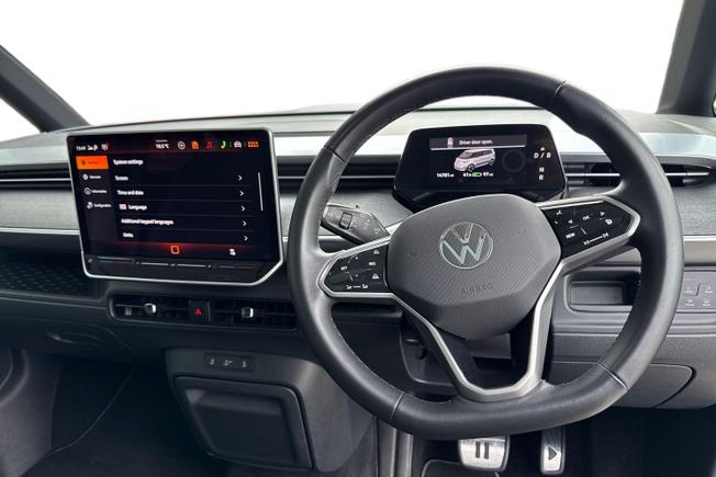 VOLKSWAGEN ID. Buzz Photo 11
