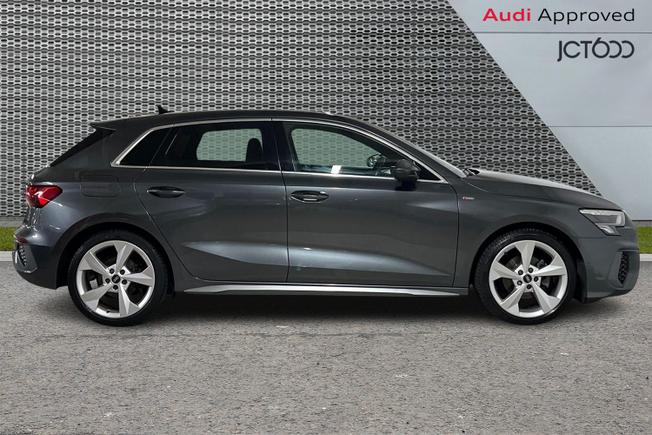 AUDI A3 Photo 4