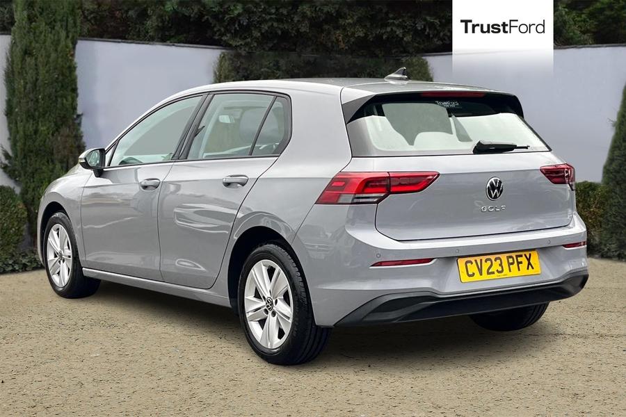 Volkswagen Golf Photo autoimg-1f8f48edbcaf586f9207a1f28279658b2caaa376.jpg