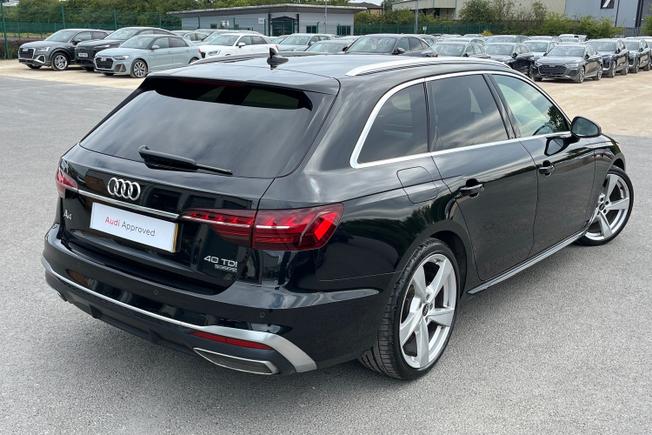 AUDI A4 Avant Photo 28