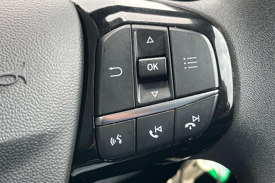 Ford Fiesta Photo autoimg-1f950144bd5933f42b4634ba1b4a2be55c9a7d05.jpg