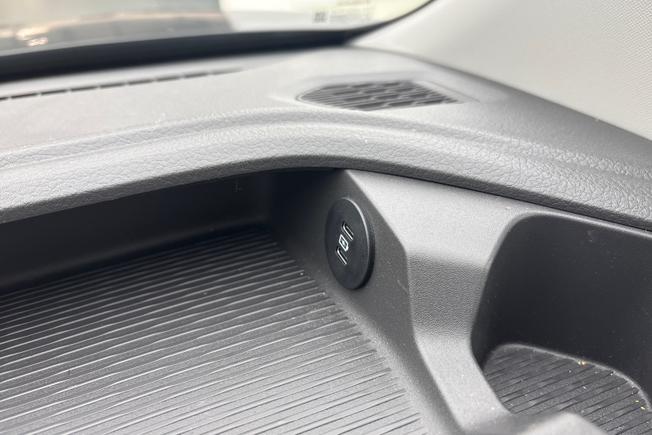 VOLKSWAGEN Transporter Photo 22