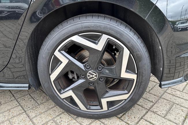 VOLKSWAGEN Golf Photo 33