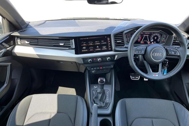 AUDI A1 Photo 10