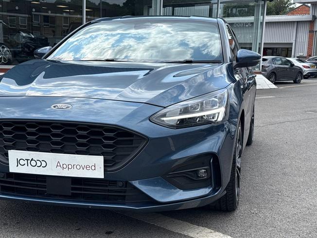 FORD Focus Photo 27