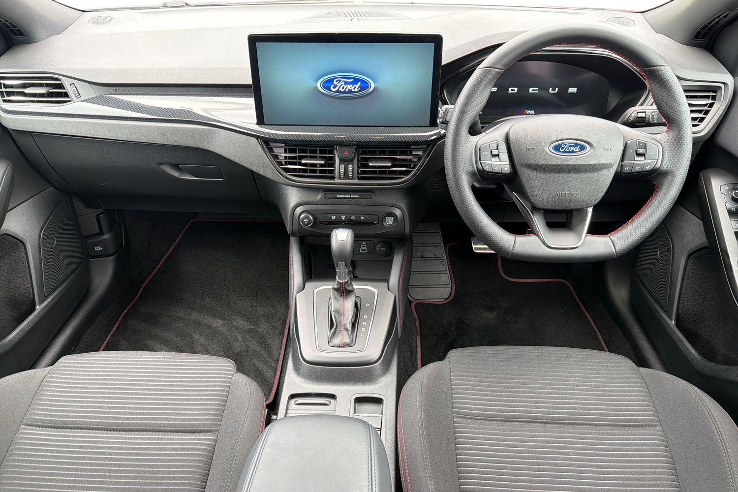 Ford Focus Photo 9