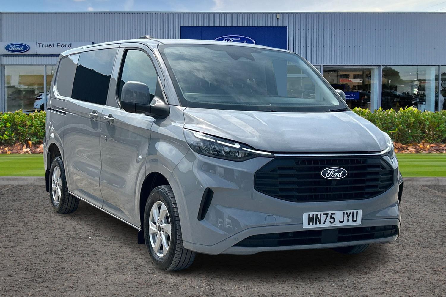 Ford Transit Custom Photo 0