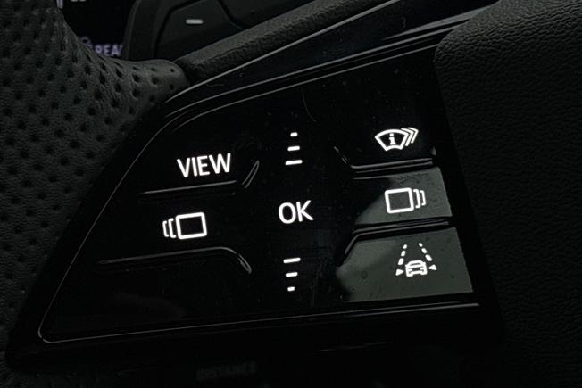 AUDI Q3 Photo 16
