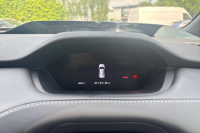 ŠKODA Enyaq Photo 15