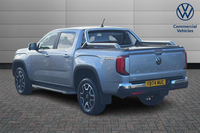 VOLKSWAGEN Amarok Photo 3