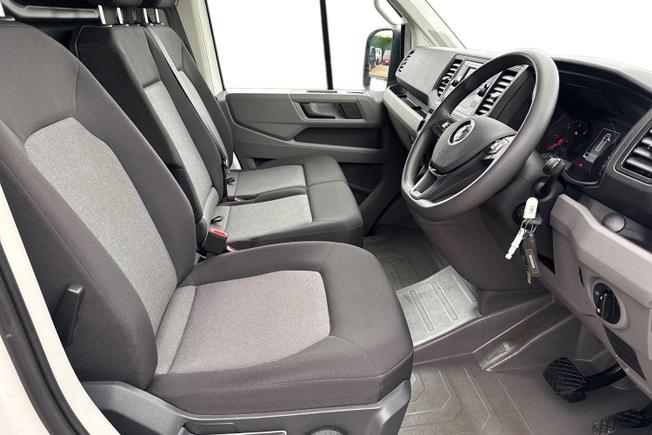 VOLKSWAGEN Crafter Photo 6
