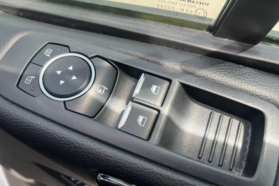 Used Ford TOURNEO CUSTOM EO23KWP 32