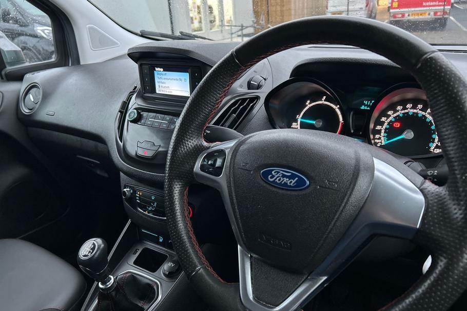 Used Ford TRANSIT COURIER 37