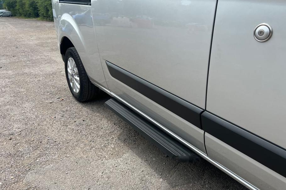 Used Ford TOURNEO CUSTOM EO23KWP 24