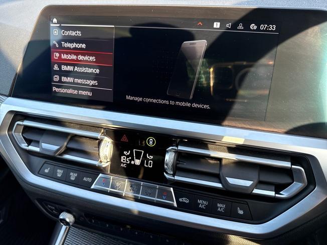 BMW 3 Series Photo 30