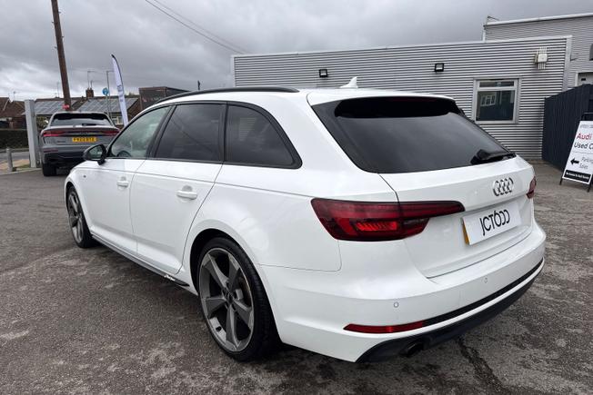 AUDI A4 Avant Photo 27