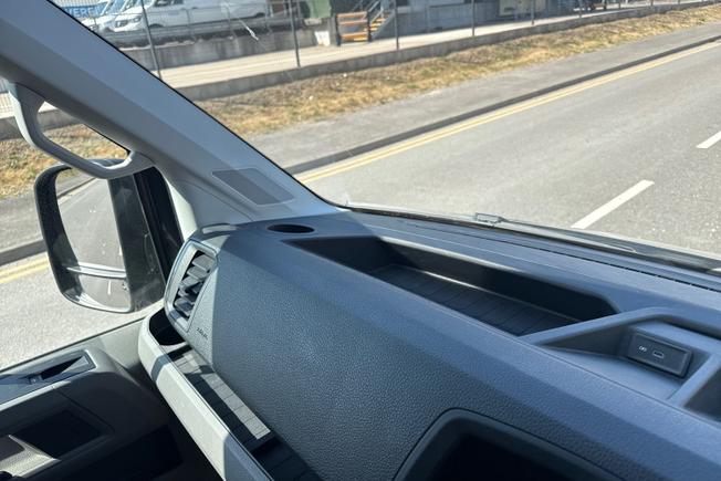 VOLKSWAGEN Crafter Photo 46