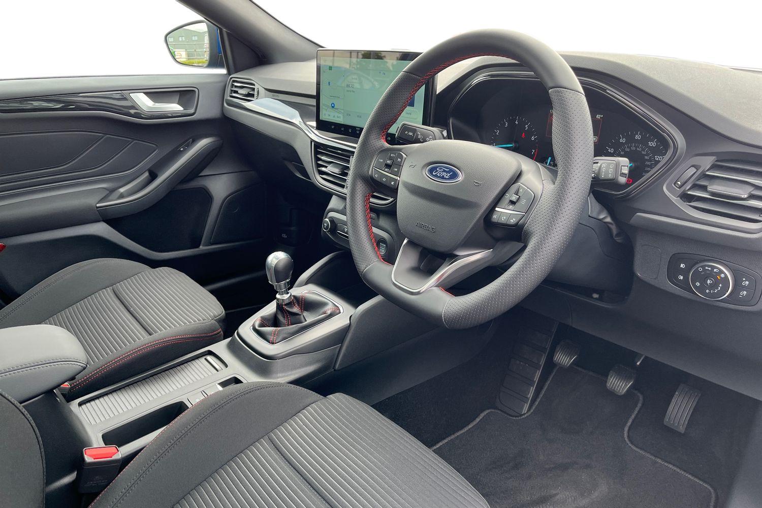 Ford FOCUS Photo 8