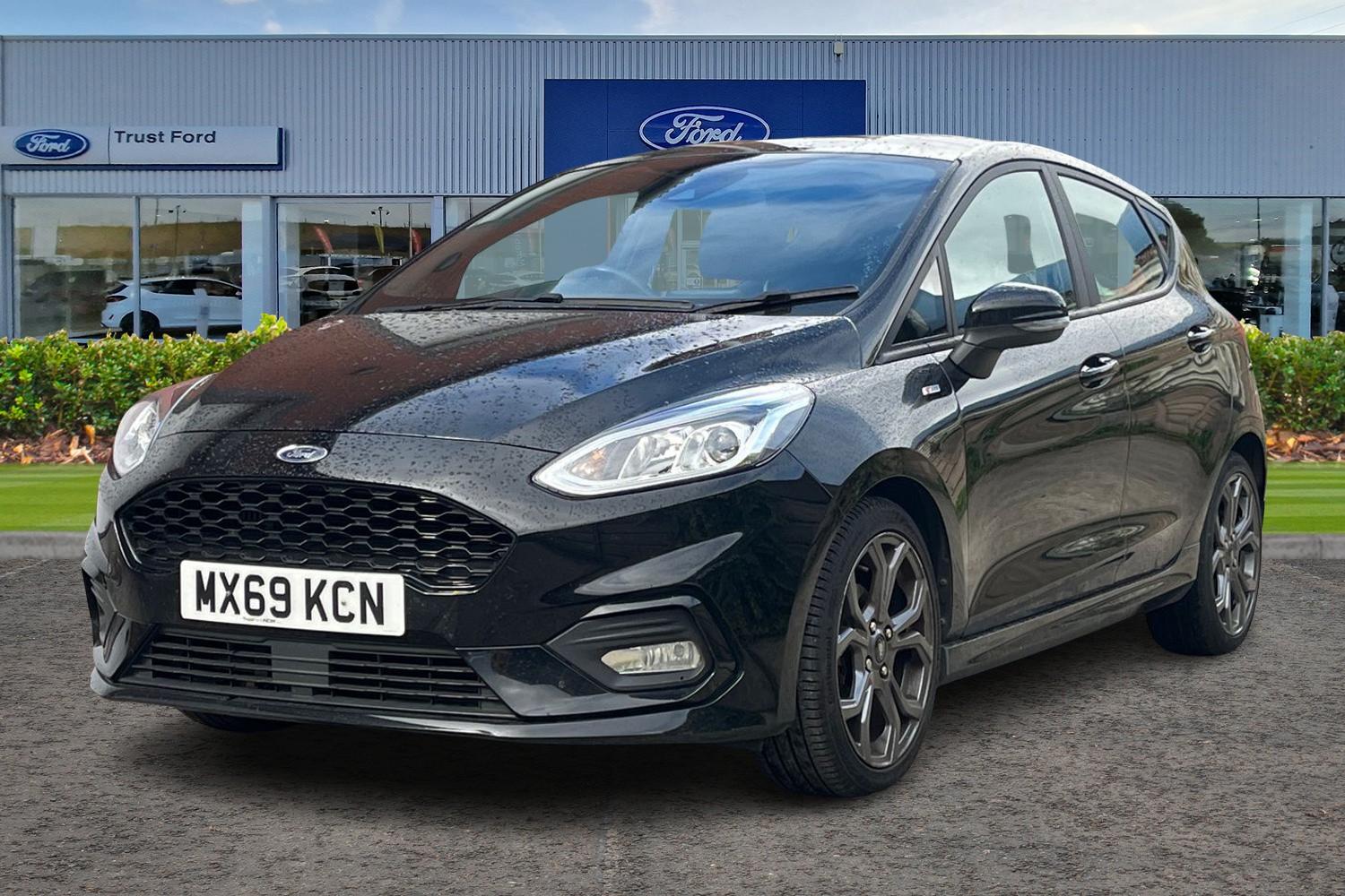 Ford FIESTA Photo 4