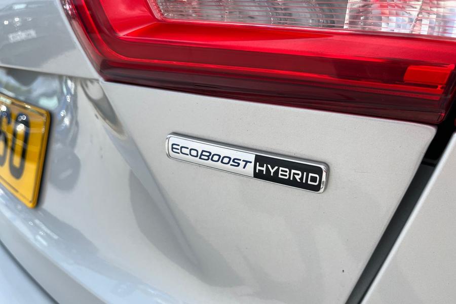 Ford FOCUS Photo autoimg-1fb86f7e4e18f2b58ff6cd05d8a62abfecc1ecea.jpg